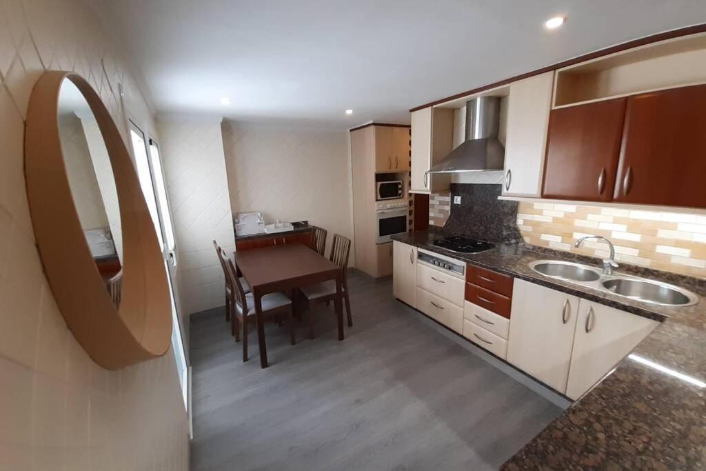 Modern Huge Appartement, Just 100 M From The Beach Santa Pola Exterior photo